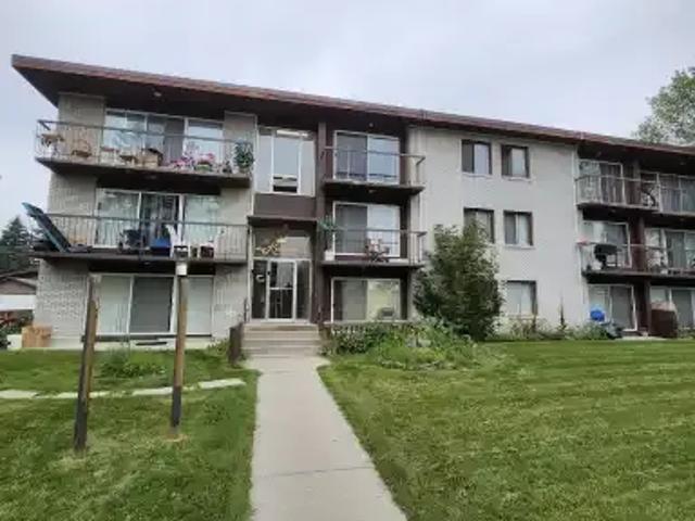 2 Bedroom Condo Calgary AB LS102847055