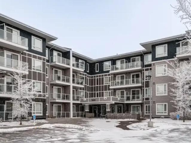 2 Bedroom Condo Calgary AB LS102883526