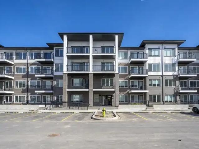 2 Bedroom Condo Chestermere AB 104972656