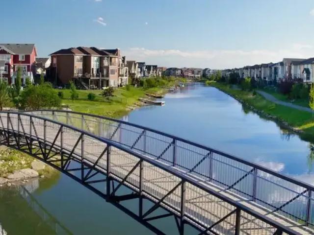 2 Bedroom Condo Airdrie AB 104985988