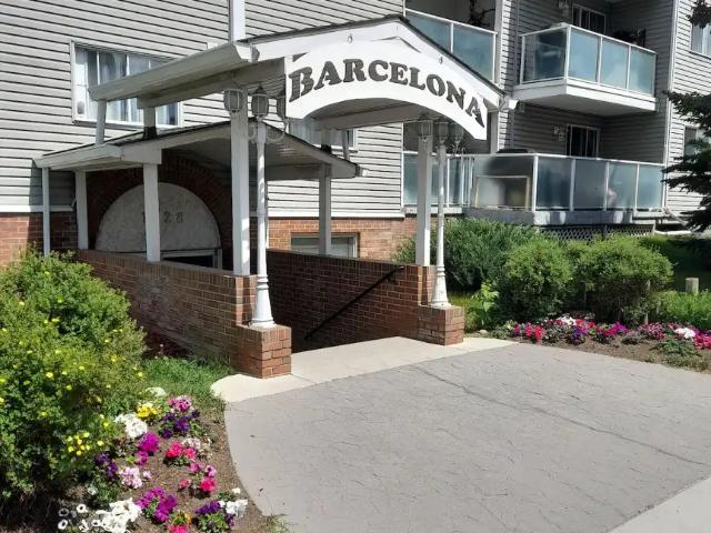 2 Bedroom Condo behind Sunalta C train Station