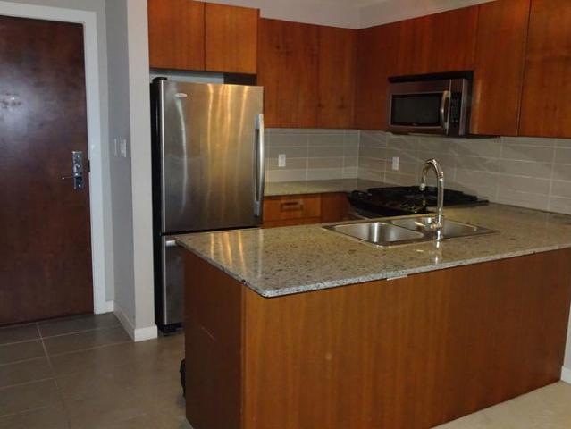 2 Bedroom Condo Burnaby BC 102051969