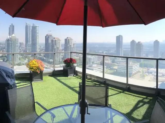 2 Bedroom Condo Burnaby BC 104178778