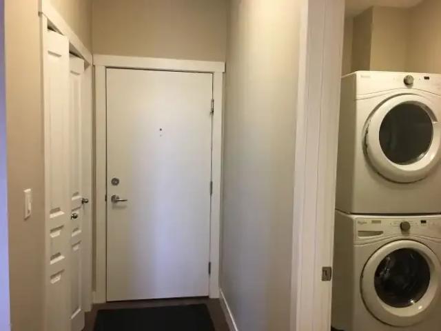 2 Bedroom Condo Edmonton AB 104180099