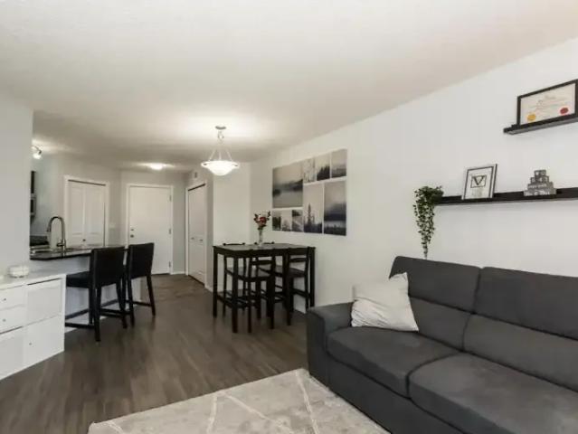 2 Bedroom Condo Edmonton AB 104180397