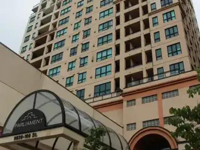 2 Bedroom Condo Edmonton AB 104180468