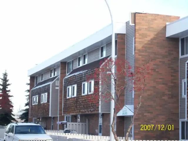 2 Bedroom Condo Edmonton AB 104181884