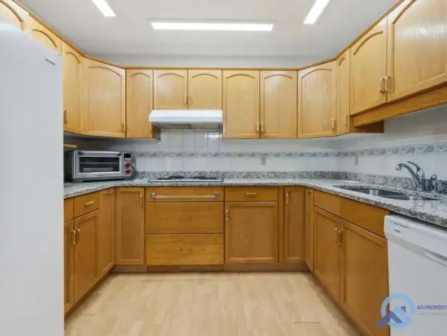 2 Bedroom Condo Edmonton AB 104182770
