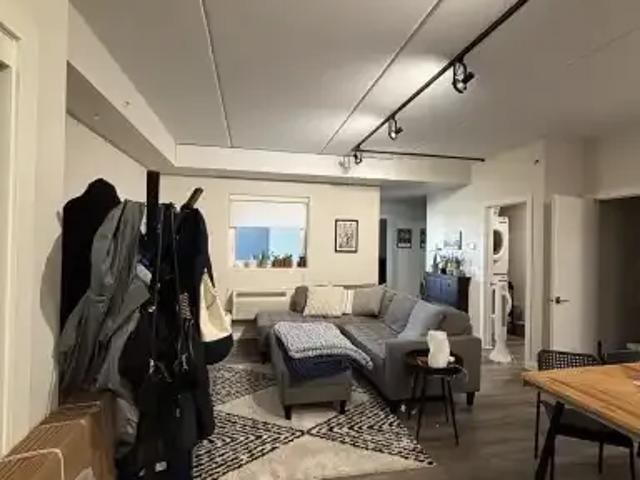 2 Bedroom Condo Edmonton AB 104224399