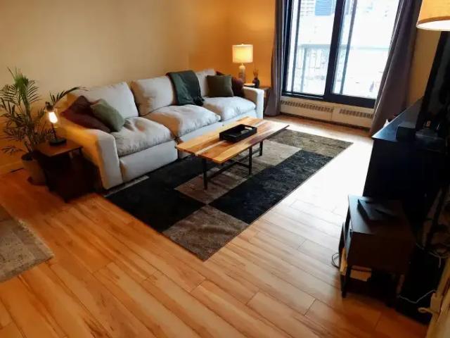 2 Bedroom Condo Edmonton AB 104322170
