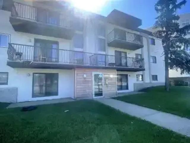 2 Bedroom Condo Edmonton AB 104362769