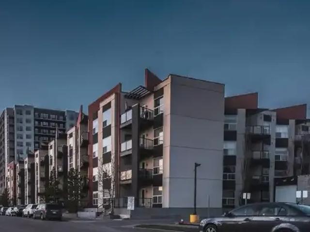 2 Bedroom Condo Edmonton AB 104434249