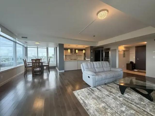 2 Bedroom Condo Edmonton AB 104434359