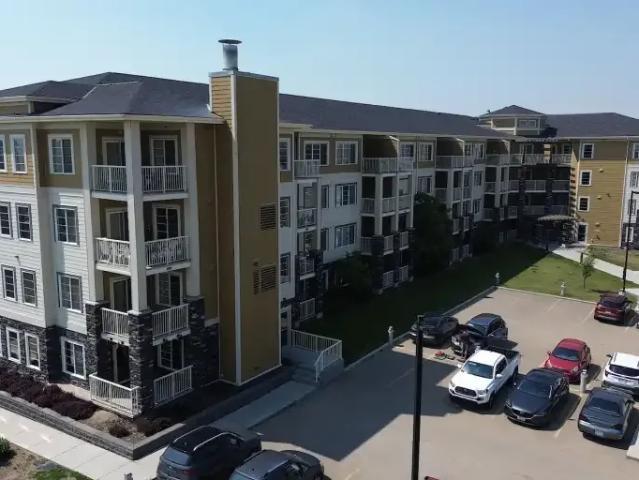 2 Bedroom Condo Edmonton AB 104753959