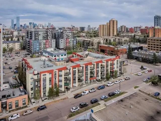 2 Bedroom Condo Edmonton AB 104888651