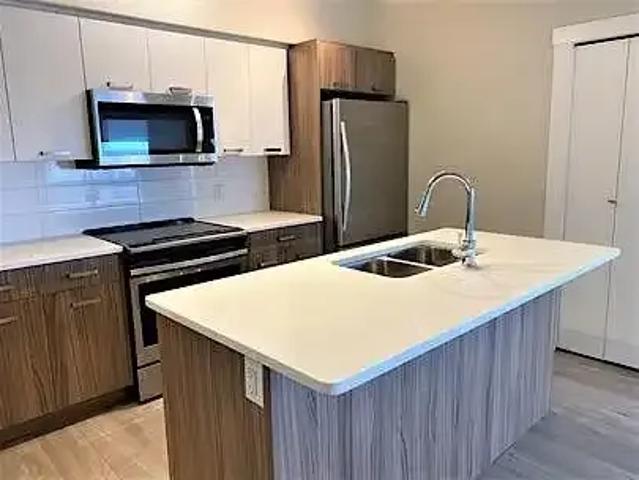 2 Bedroom Condo Edmonton AB 104940712