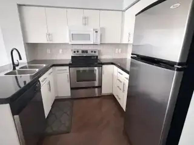 2 Bedroom Condo Edmonton AB 104972678