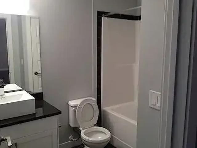 2 Bedroom Condo Edmonton AB 105022798