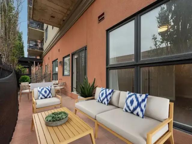 2 Bedroom Condo Edmonton AB 105150778