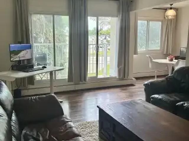 2 Bedroom Condo Edmonton AB 105167326