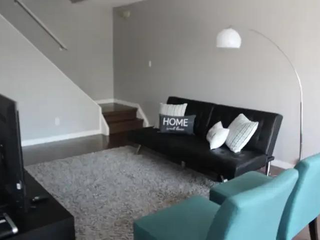 2 Bedroom Condo Edmonton AB 101826522
