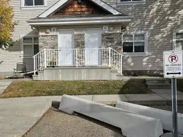2 Bedroom Condo Edmonton AB 103011651