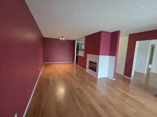2 Bedroom Condo Edmonton AB 103243623