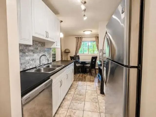 2 Bedroom Condo Edmonton AB 103487090