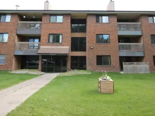 2 Bedroom Condo Edmonton AB 103770634