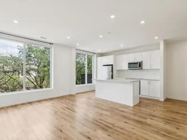 2 Bedroom Condo Edmonton AB 103920517