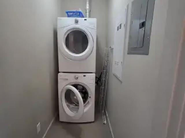 2 Bedroom Condo Edmonton AB LS101090129
