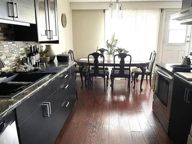 2 Bedroom Condo Edmonton AB LS101338817