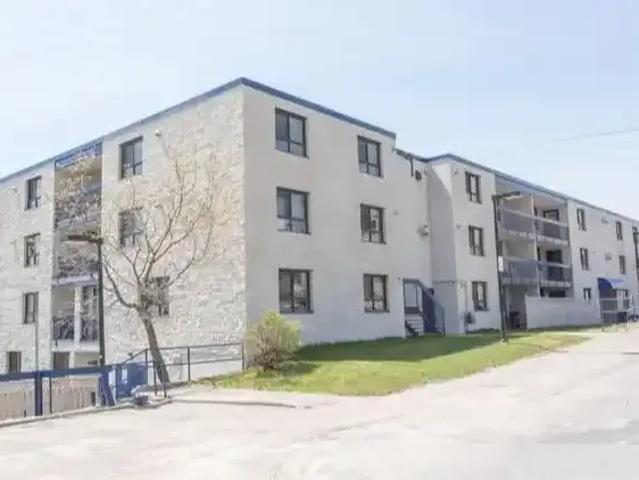 2 Bedroom Condo Elliot Lake ON 102846913