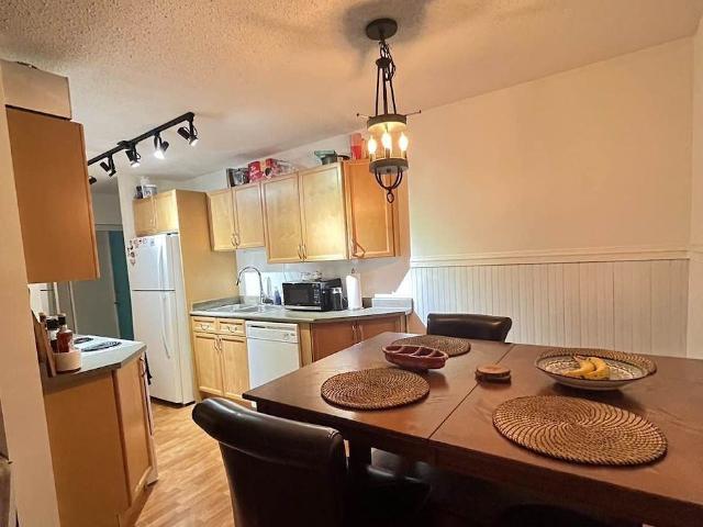 2 Bedroom Condo for Rent at 10326 117 St Nw, Edmonton, AB T5K 1X8 Oliver