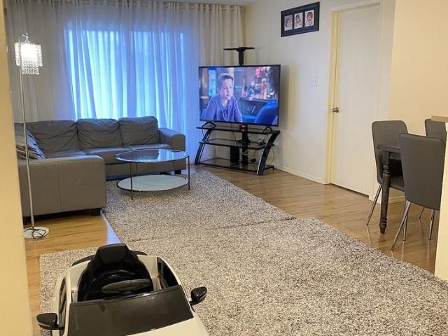 2 Bedroom Condo for Rent at 1180 Hyndman Rd Nw, Edmonton, AB T5A 0P8 Canon Ridge