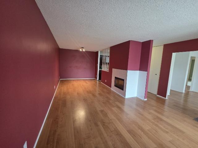 2 Bedroom Condo for Rent at 2081 Saddleback Rd Nw, Edmonton, AB T6J 4T4 Skyrattler