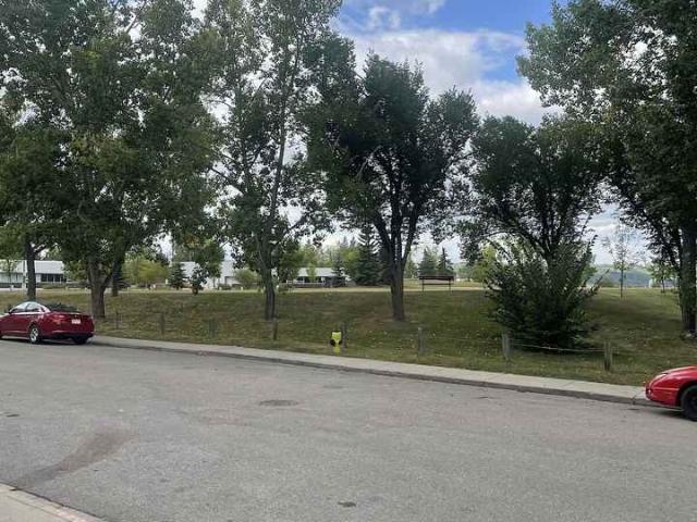2 Bedroom Condo for Rent at 3730 White Oak Estates, Calgary, AB T3A 2V9 Varsity