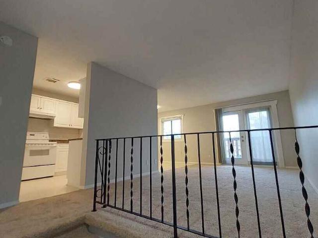 2 Bedroom Condo for Rent at 5 Acadia Rd W, Lethbridge, AB T1K 4C1 Varsity Village