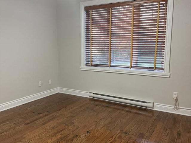 2 Bedroom Condo for Rent at 9150 Rue Des Roselières, Brossard, QC J4X 2Y4 Secteur R