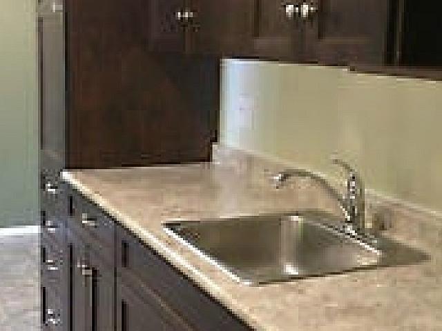 2 bedroom Condo For Sale