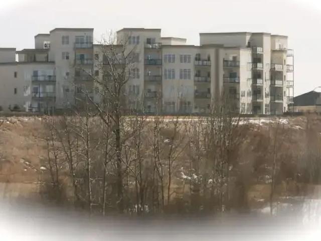 2 Bedroom Condo Fort Saskatchewan AB 104940897