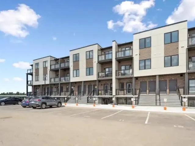 2 Bedroom Condo Fergus ON 102846588
