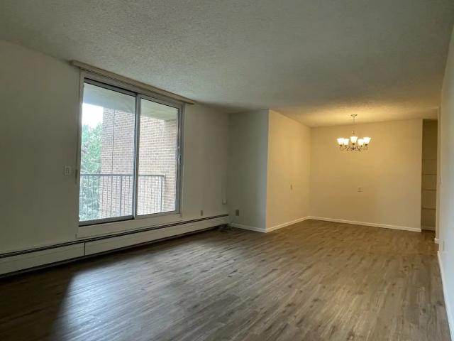 2 Bedroom Condo in Dalhousie – Prime Location Near C Train & Amenities