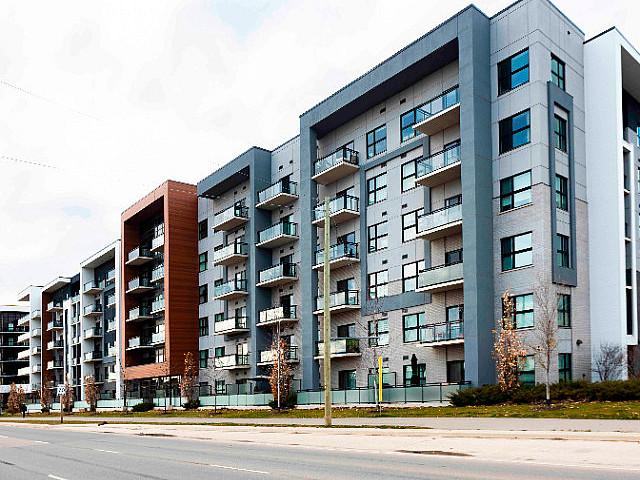 2 Bedroom Condo In Oakville For Sale