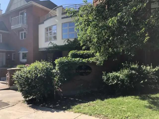 2 Bedroom Condo Ottawa ON 102846689