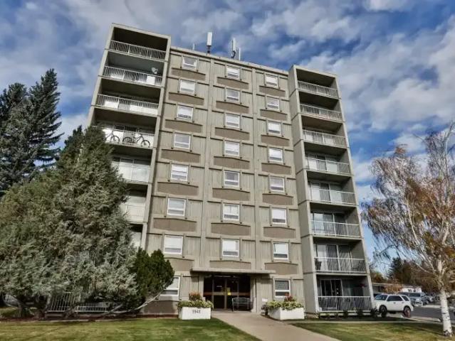2 Bedroom Condo Lethbridge AB 104876743