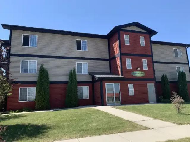 2 Bedroom Condo Lloydminster SK 103569116