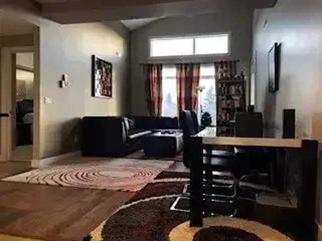 2 Bedroom Condo Sherwood Park AB 103030557