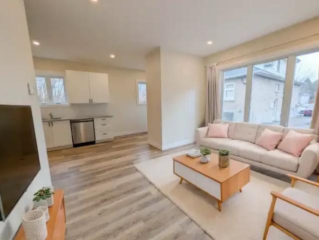 2 Bedroom Condo St. Catharines ON 102846438