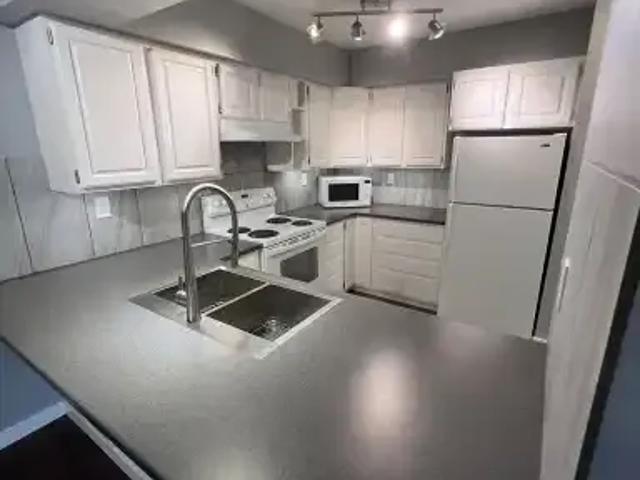 2 Bedroom Condo St. Albert AB 104142696